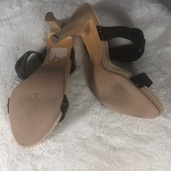 MICHAEL KORS, Sandal ,Size 9 , Brown & Cream Color - Picture 6 of 6